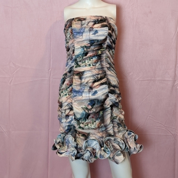 PrettyLittleThing Multi Renaissance Print Woven Ruffle Frill Hem Bandeau Dress 6 - Picture 1 of 7